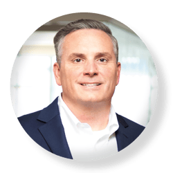 Dustin Minton headshot, circle